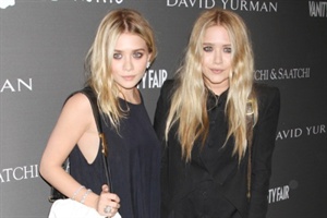 Mary-Kate und Ashley Olsen setzen auf Prada-Chef