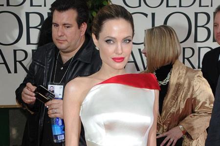 Angelina Jolie: Durch Kinder selbstloser