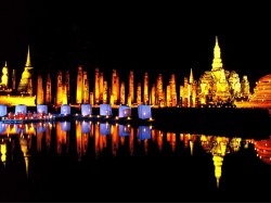 Thailands Feste sind eine Reise wert