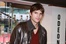 Ashton Kutcher kuschelt mit Mila Kunis