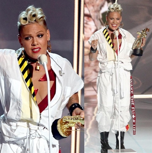 Pink gave an inspiring speech about not conforming to society's standard of beauty while accepting the Video Vanguard award.