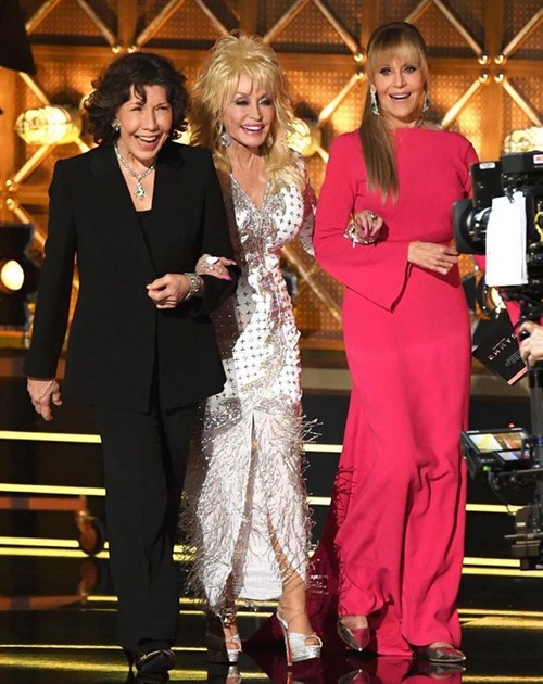 Lily Tomlin, Dolly Parton and Jane Fonda present Alexander Skarsgard with Best Supporting Actor in a Limited Series or Movie at the Emmys