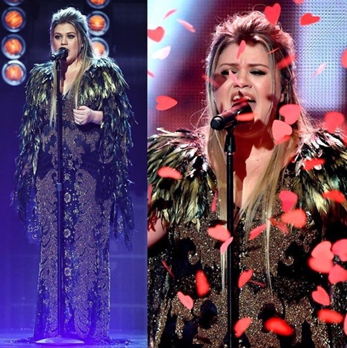 Kelly Clarkson in another Christian Siriano dress for her performance at the AMAs