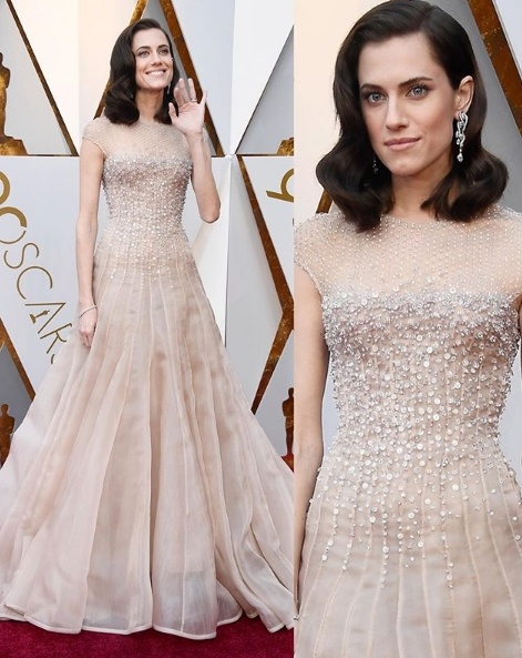 Allison Williams in Armani Prive